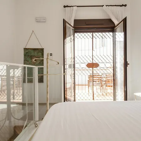 - Plaza Nueva Apartamento