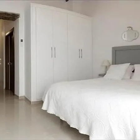 - Plaza Nueva Apartamento